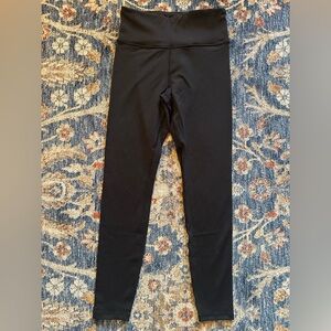 NWOT KFT black leggings women’s size medium
